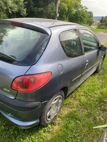 Peugeot 206   1.4 - 3