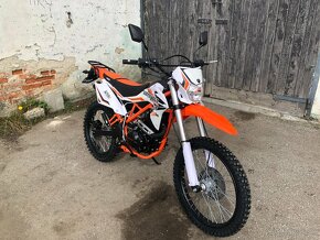 Enduro DEFENDER 250 cm3 - kolesá 21/18 + Štartér - 3