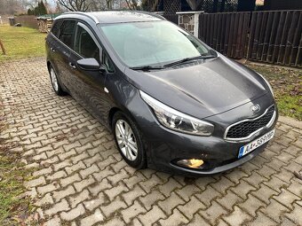 KIA Ceed sw - 3