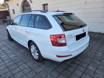 Škoda Octavia Combi 1.6 TDI M5 Ambition Koža DVD NAVI R16 - 3