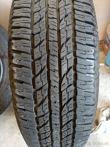 Pneumatiky 235/70R17 - 3