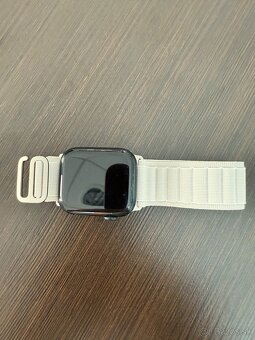 APPLE WATCH series 8 - 45mm - 3