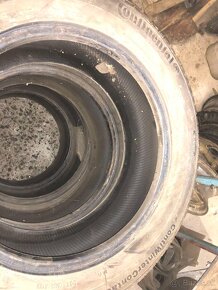 predam zimne pneu continental 215/55R16 - 3