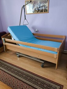Zdravotná elektrická polohovacia posteľ - 3