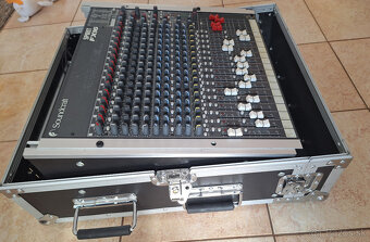 Predám Soundcraft FX16 + profi case       (UK) - 3