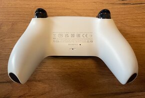 PlayStation 5 DualSense - 3