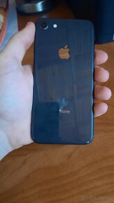 Apple iPhone 8 64GB - 3