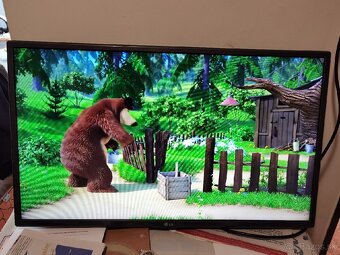 Predám plne funkčný Smart LED TV LG 32LF580V - 3