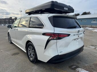 2021 TOYOTA SIENNA XLE HYBRID AWD - 3