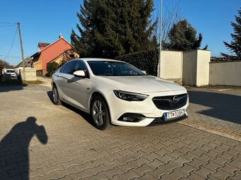 Opel Insignia 1.5 Turbo - 3