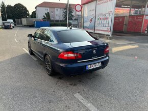 Skoda superb 3.6 V6 4x4 - 3