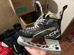 Hokejove Korcule CCM Tacks ASV-Pro - 3