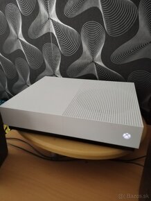 Xbox one S 1TB - 3