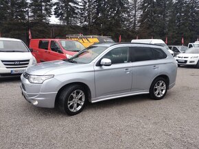 Mitsubishi Outlander 2.2 DI-D Intense 4x4 7m - 3