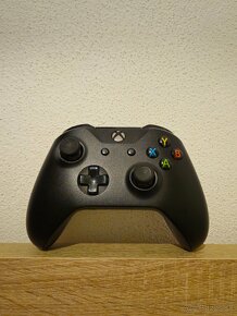 XBOX ONE X - 3