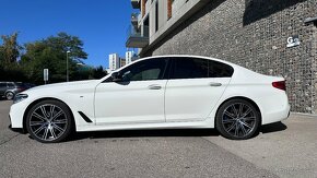 BMW 530xD G30 195kW  M-packet - 3