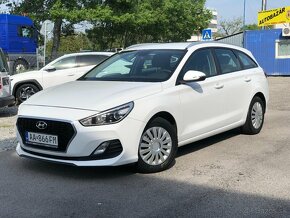 Hyundai i30 CW 1,6 CRDI 115 Classic,85kw,M6.5d..Kup.v SR. - 3