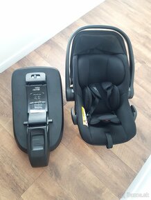 Britax Römer Baby-Safe Core 40-83cm Space Black vajíčko + Is - 3