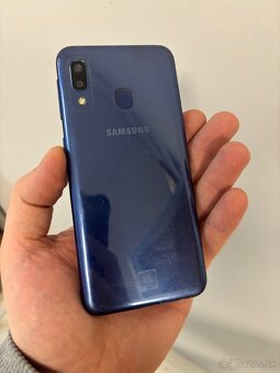 Samsung Galaxy A20e, nový displej – 50 € - 3