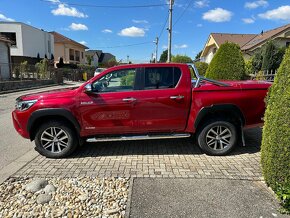 Toyota Hilux DC 2.4 l D-4D INVINCIBLE 4x4 A/T - 3