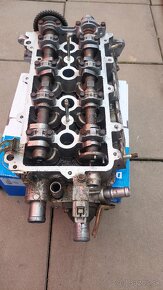 Toyota Yaris 1 Hlava motor 1.0 Vvt-i 1szfe - 3