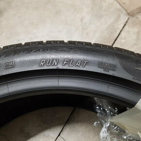 Zimné pneumatiky 225/40 R18 PIRELLI RSC - 3