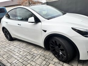 TESLA model Y PERFORMANCE + ťažné (odpočet DPH) - 3