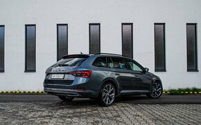 Škoda Superb 2.0TDI Sportline A/T - 3