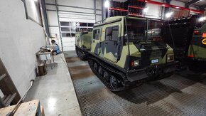 Sisu Hagglund BV206 pasove vozidlo unimog amphibie rolba - 3