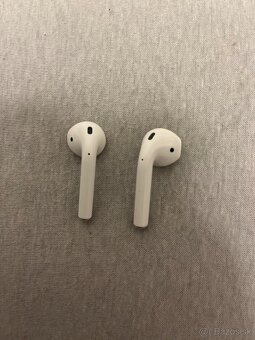 AirPods - 3