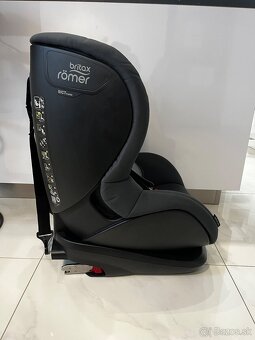 Britax Römer Trifix 2 i-size - 3