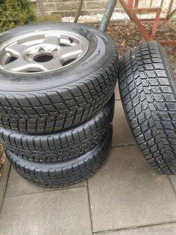 235/70 R16 - 3