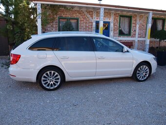 Škoda Superb Combi 2.0 TDI CR Elegance DSG - 3