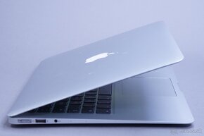 ZÁRUKA/Macbook Air 13.3"CTO/I7 2.2HZ/8GB RAM/512GB SSD/ CZ - 3