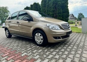 Mercedes-Benz Třídy B 150 1,5i serviska naj:141000km benzín - 3