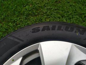 zimne pneumatiky 255/55 R18 - 3