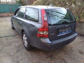 VOLVO V50 2.0D - 3