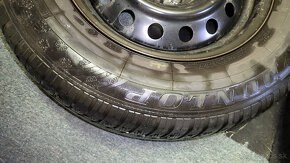 Zimne pneumatiky na diskoch - 215/70 R16 Dunlop WinterSport - 3