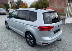 Volkswagen Touran 1.6 TDI COMFORTLINE nafta manuál 81 kw - 3