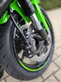 Kawasaki Ninja ZX6-R KRT 2025 - 3