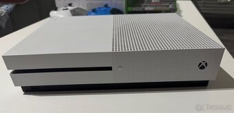 Xbox One S + 2 ovládače + 8 hier + krabica - 3