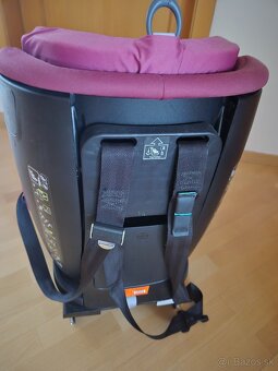 Britax Römer Trifix i-size - farba magenta - 3