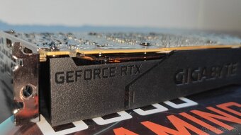 GIGABYTE GeForce RTX 2080 Ti TURBO 11G - 3