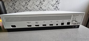 Xbox One S - 3