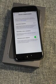 iPhone 8 128GB (plne funkčný) pekný stav - 3