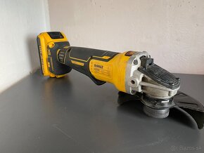 DeWALT DCG406N Aku bezuhlíková brúska XR (125mm/18V) - 3