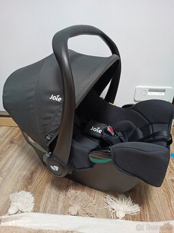 Autosedačka joie s centralou na Isofix - 3