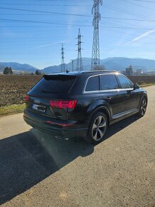 Audi Q7 S-line - 3