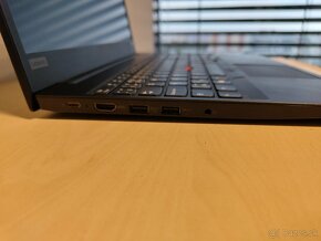 LENOVO ThinkPad E580 - 3