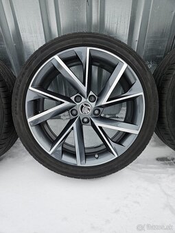 Letní alu kola Vega 19" Škoda Superb 235/40 R19 - 3